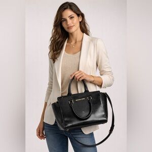 Michael Kors Black Leather Satchel – Structured & Timeless 🖤✨